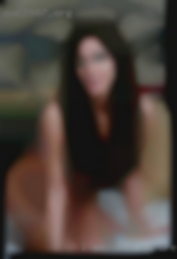 I am   a 31 year old in Medford, Oregon male virgin.
